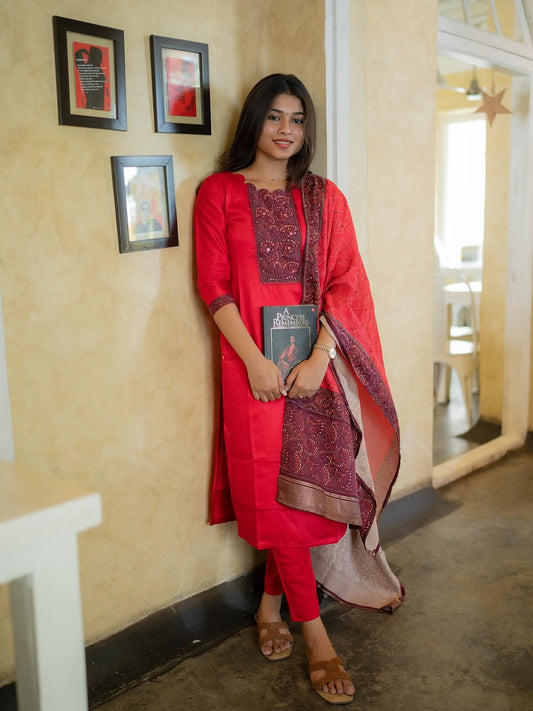 SALWAR SUIT