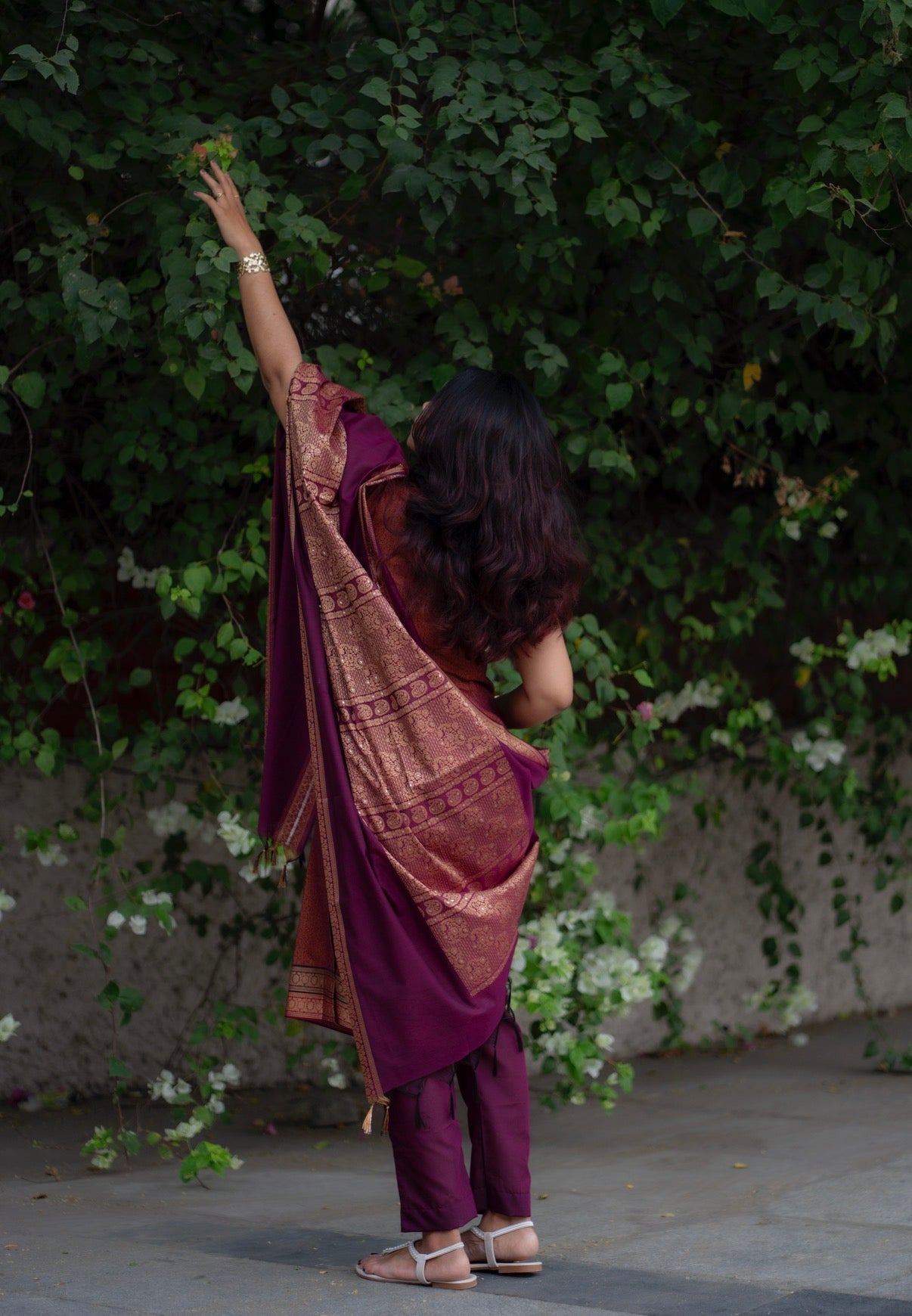 YAAL - PRE ORDER