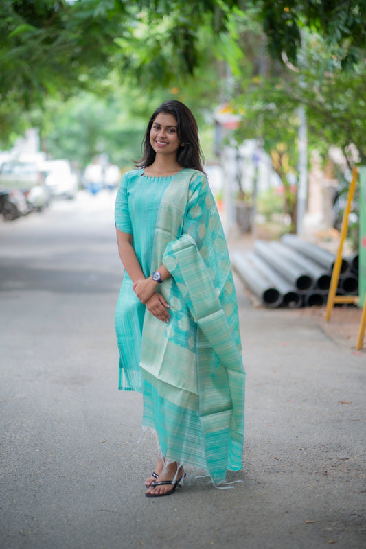 TISSUE KURTI WITH BANARAS DUPATTA