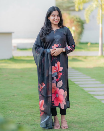 LINEN KURTI AND DUPPATA