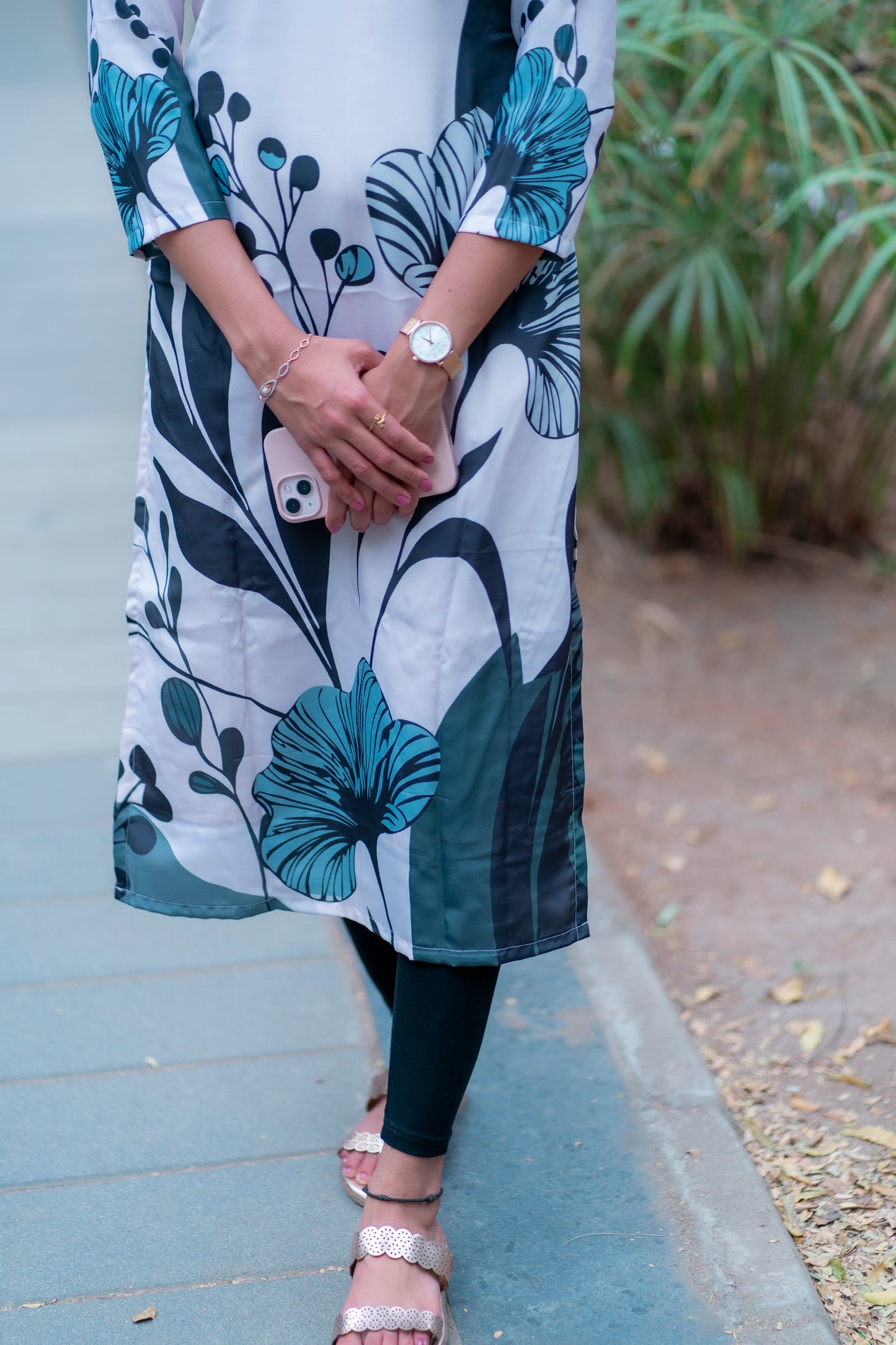 CREPESILK KURTI - D183
