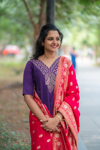 SALWAR SUIT