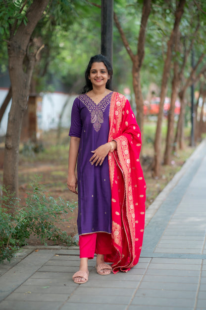 SALWAR SUIT