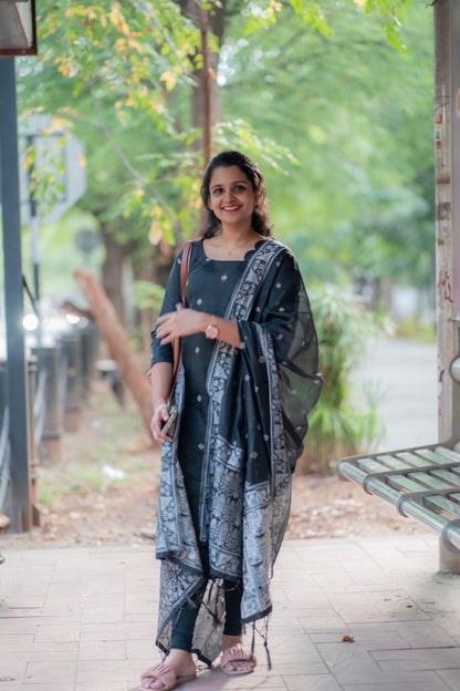 CHANDERI KURTI WITH DUPATTA
