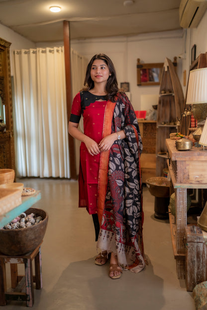 RAWSILK KURTI WITH KALAMKARI DUPATTA