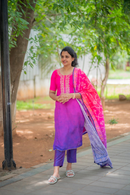 SALWAR SUIT