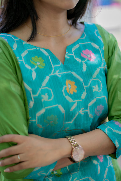 TUSSARSILK KURTI WITH JACQUARD PATCH