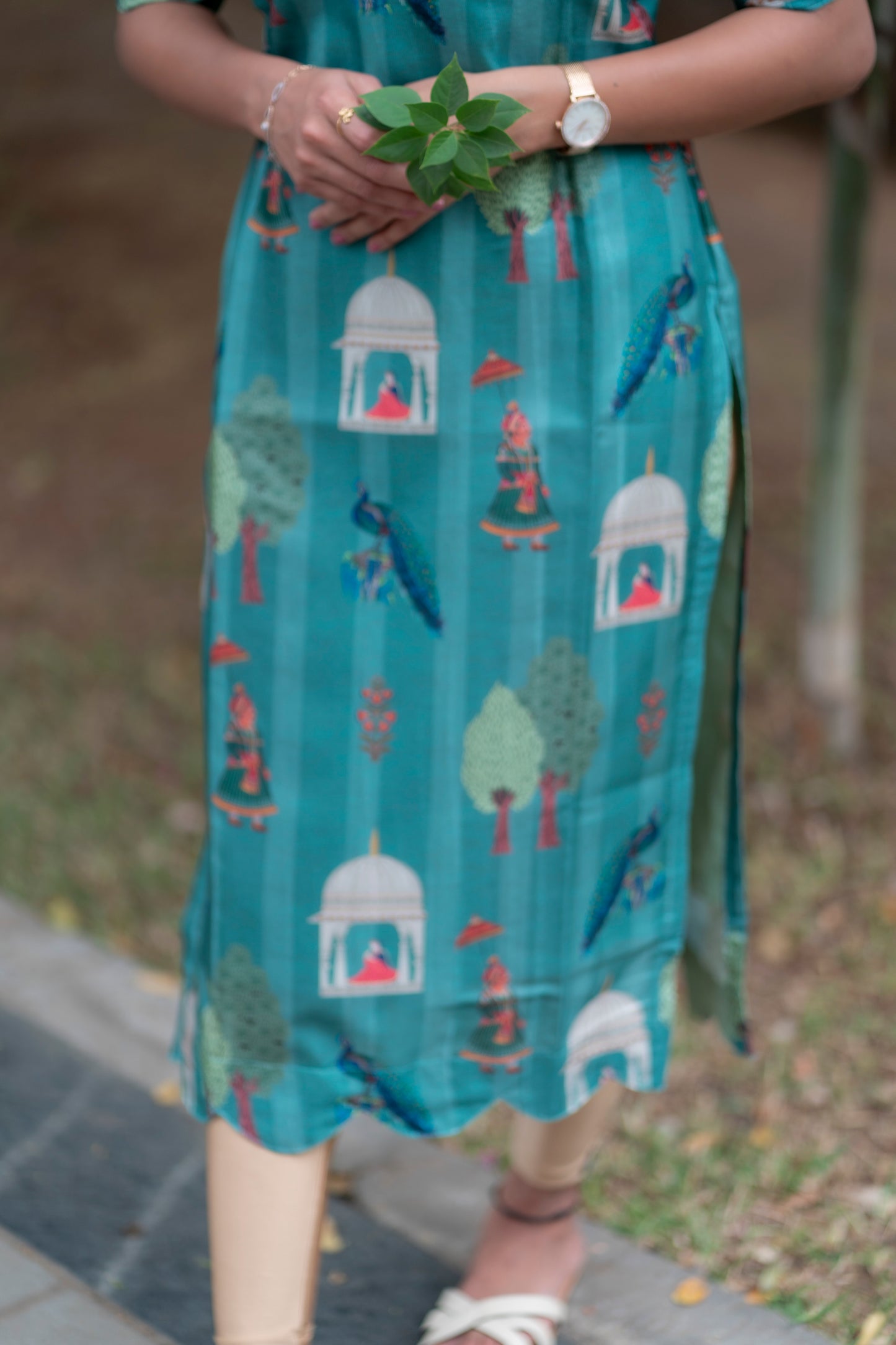 TUSSARSILK KURTI - D176