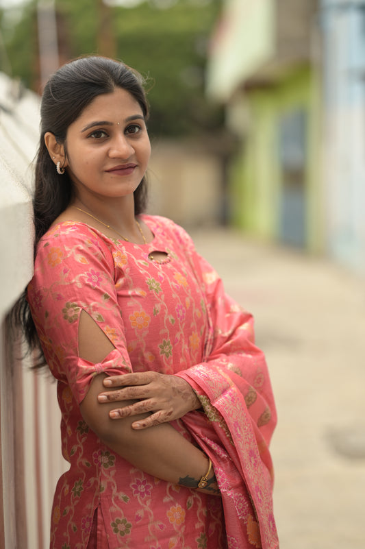 SALWAR SUIT