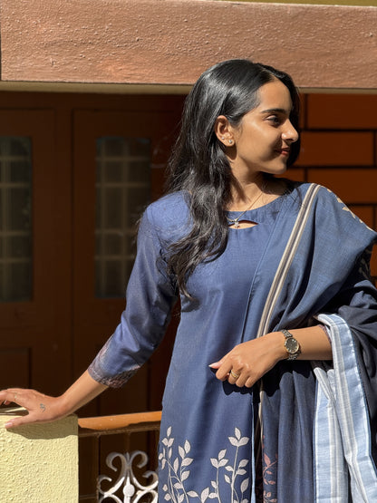 MUSLIN KURTI WITH DUPATTA - D191