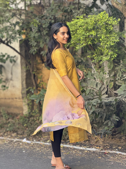MUSLIN SHIMMER KURTI WITH DUPATTA - D189