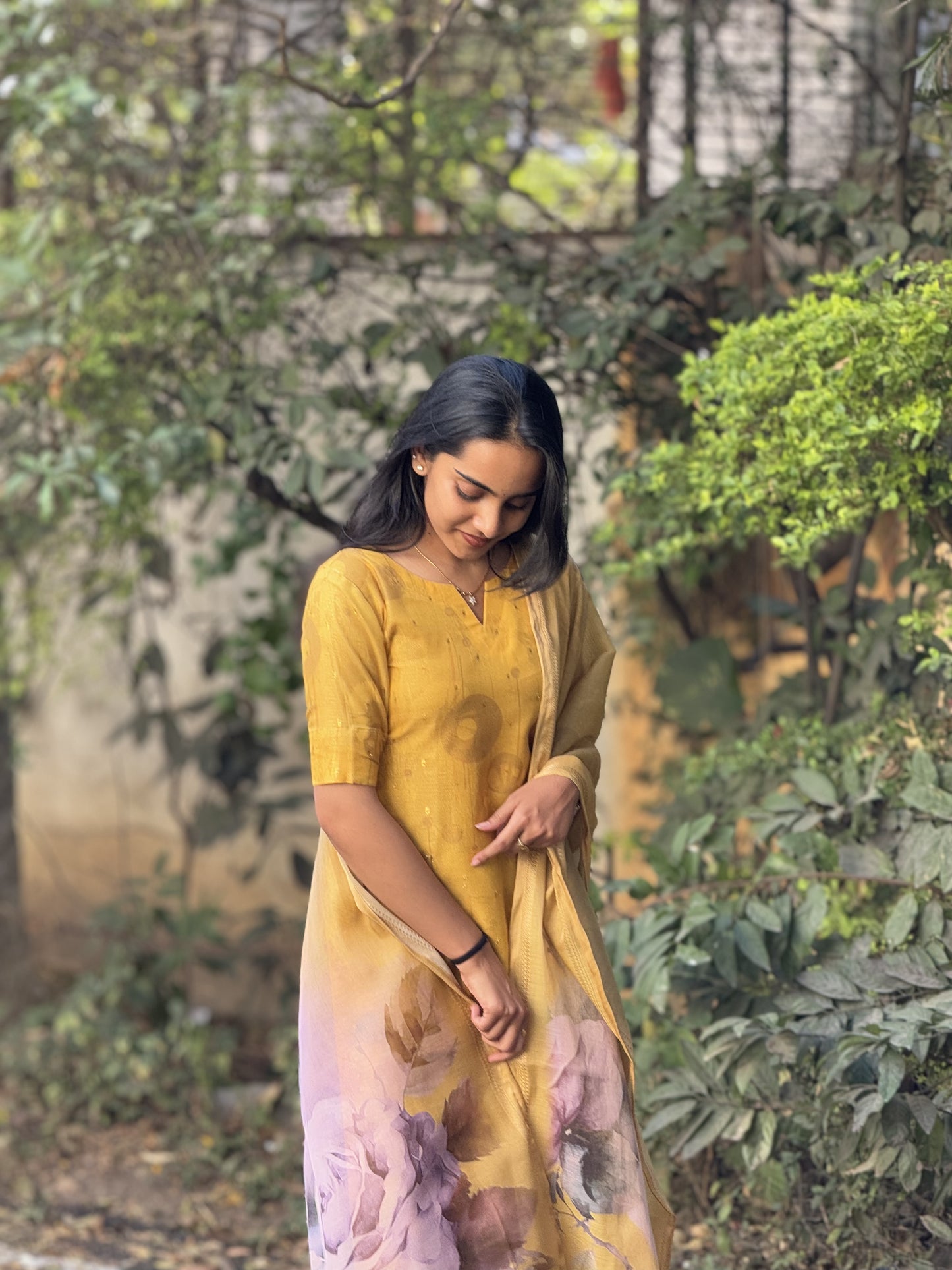 MUSLIN SHIMMER KURTI WITH DUPATTA - D189